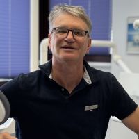Dr. Ralph Deppe